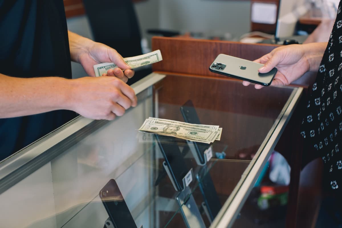Buy & Sell Devices